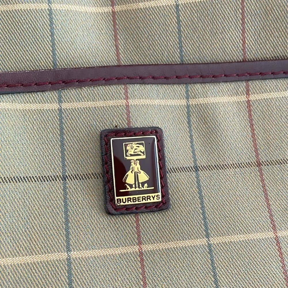 Burberry Crossbody - Picture 5 of 15